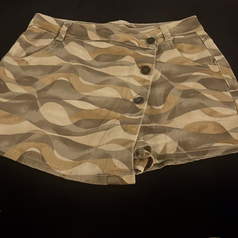 Cute stylish skort.